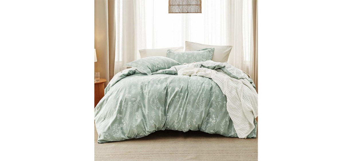 Bedsure Floral Comforter Set