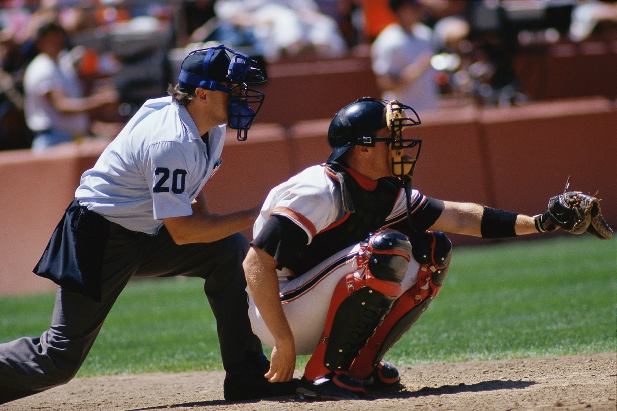umpire masks1