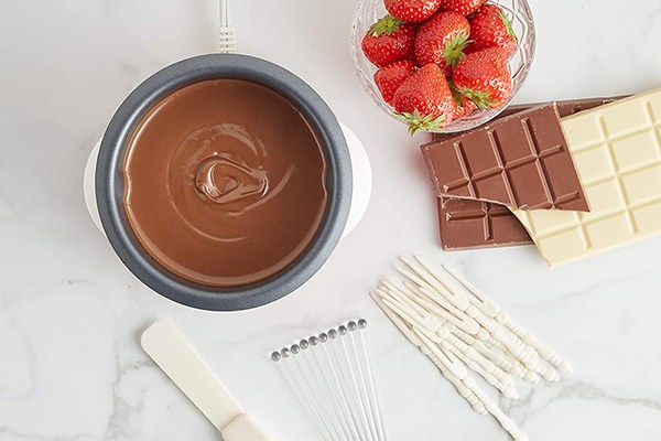 electric candy melting pot