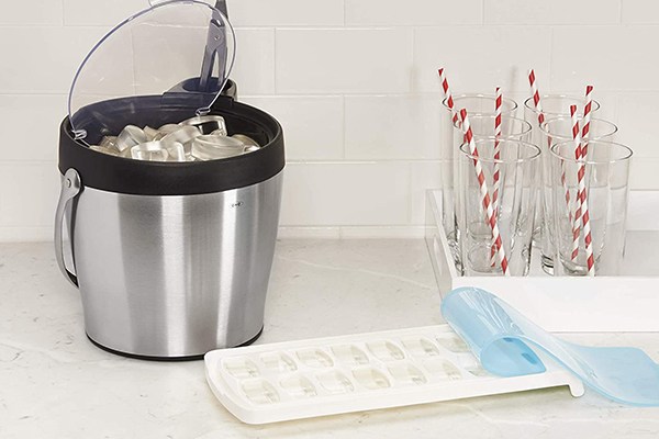 ice cube trays with cover