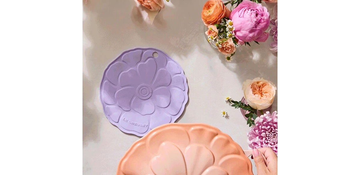 Le Creuset Petal Trivet