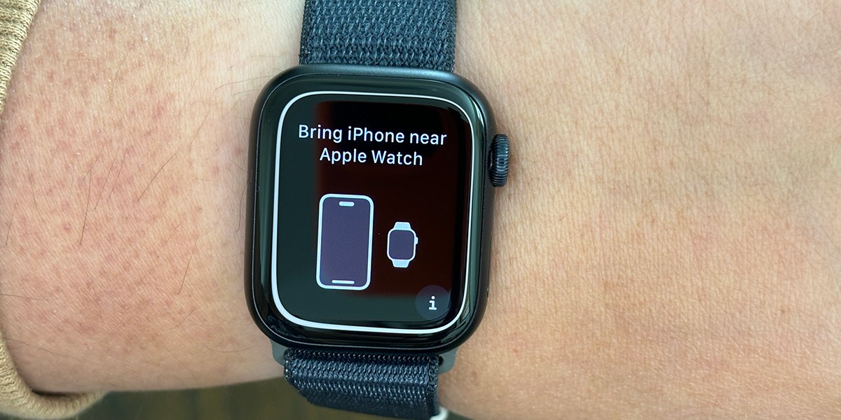Closeup image of Apple Watch Series 9 GPS + Cellular on wrist