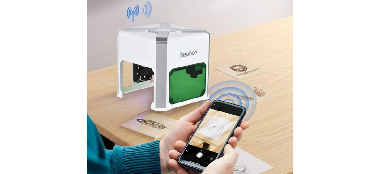 Person using Bisofice K6 Mini Laser Engraver's app
