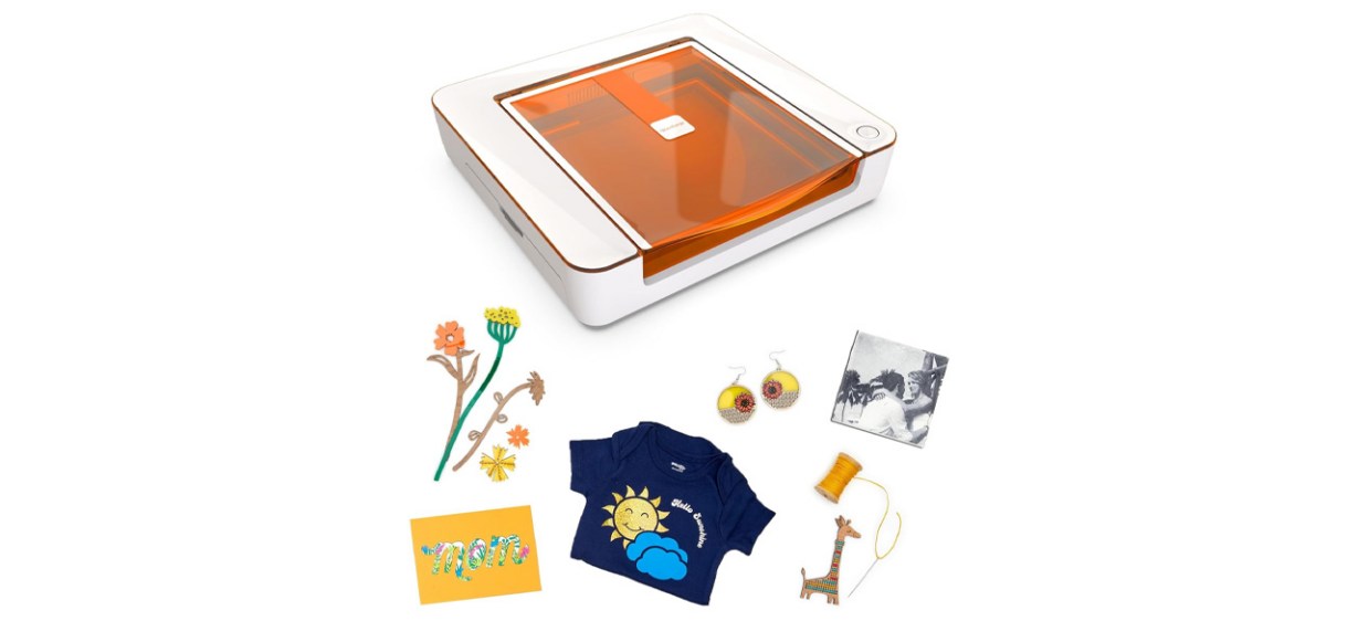 Glowforge Aura ad accessories on white background