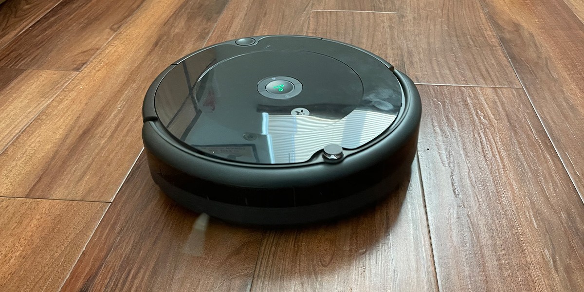 Roomba 694 cleaning hard flooring