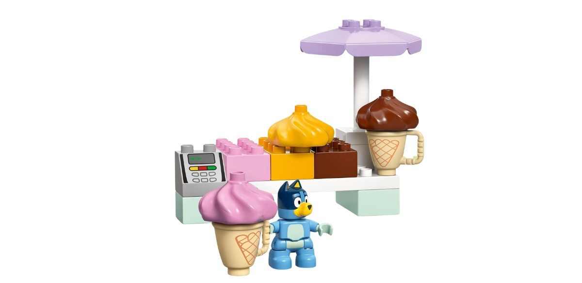 LEGO DUPLO Bluey Ice Cream Trip with Bluey