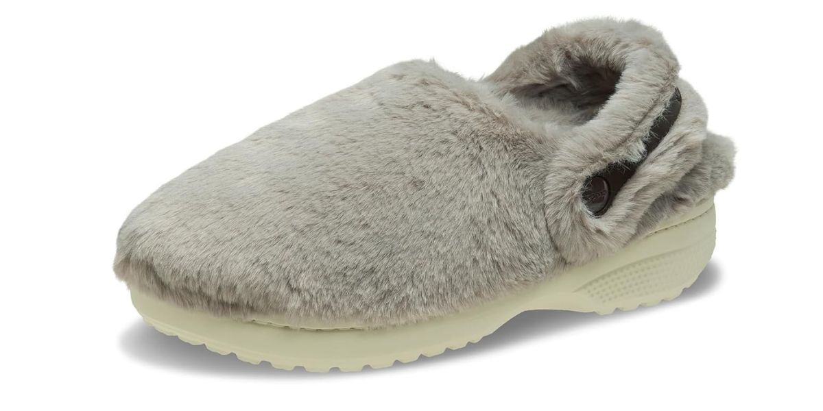 Crocs Unisex-Adult Classic Unfurgettable Lined Clogs, Fuzzy Slippers