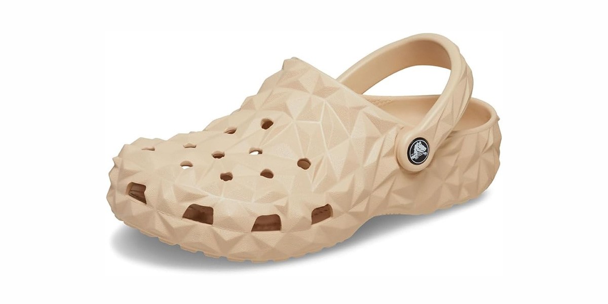 Crocs Unisex-Adult Classic Geometric Clog