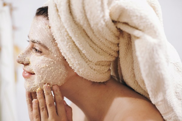 facial scrub1
