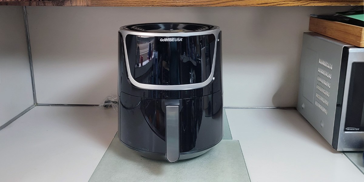 GoWise 7-Quart Digital Touchscreen Air Fryer and Dehydrator