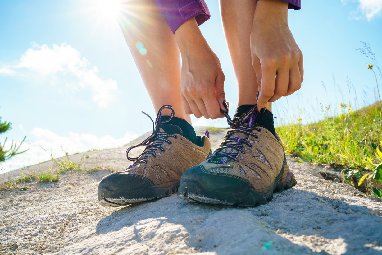 hiking shoes for women