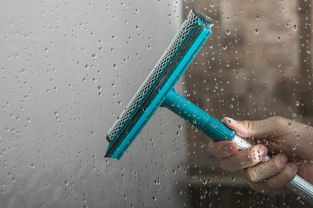 shower squeegee with extended handle