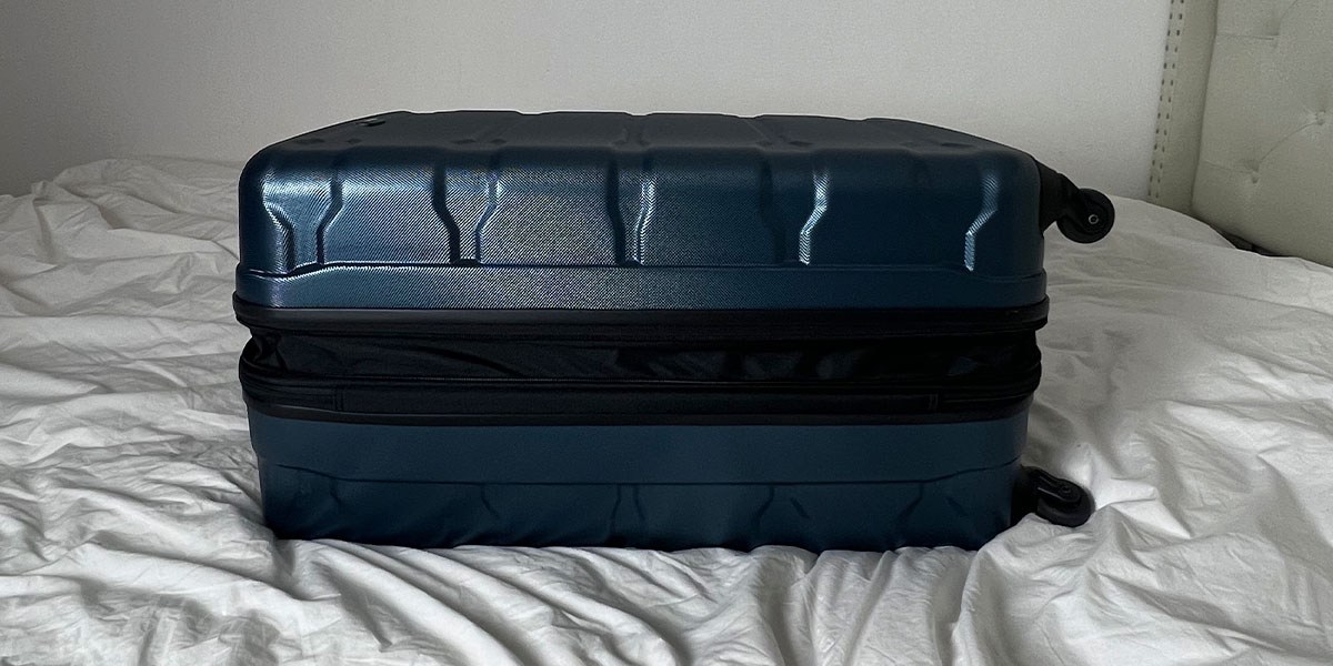 Samsonite Omni PC Hardside Expandable Spinner